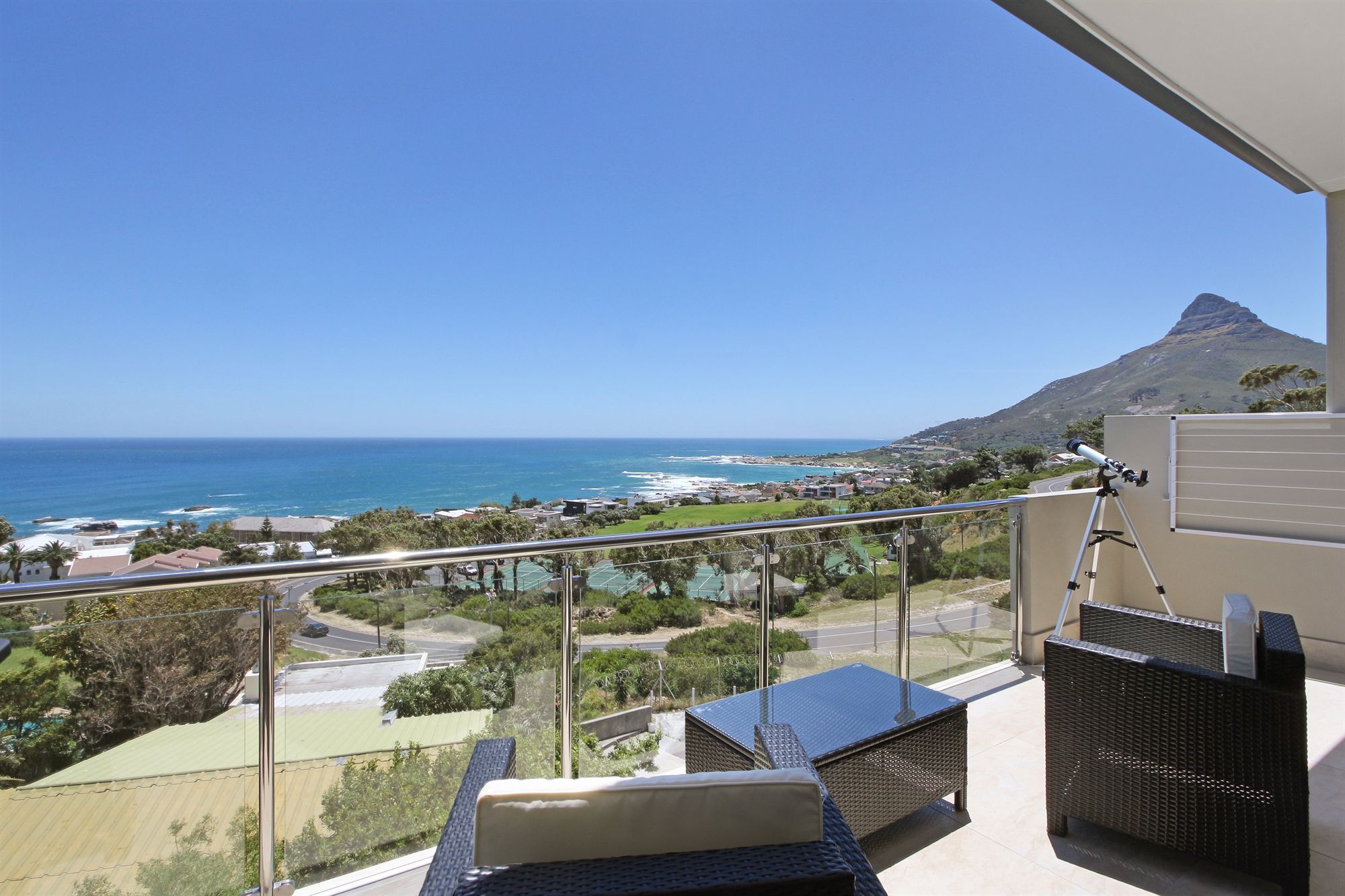 Sea Mount Apartment *